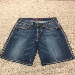 Cowgirl tuff jean shorts size 27